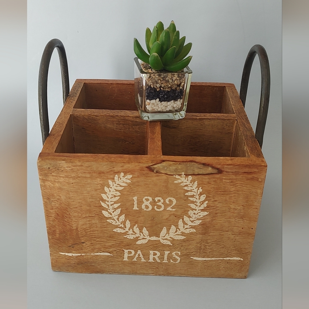 Barn Wood Divider Caddy With Handles Square Style Rustic Farmhouse Excellent Con